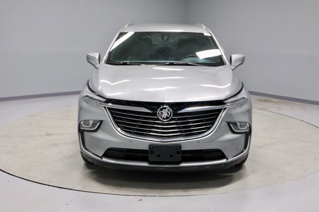 Used 2024 Buick Enclave Premium image 9