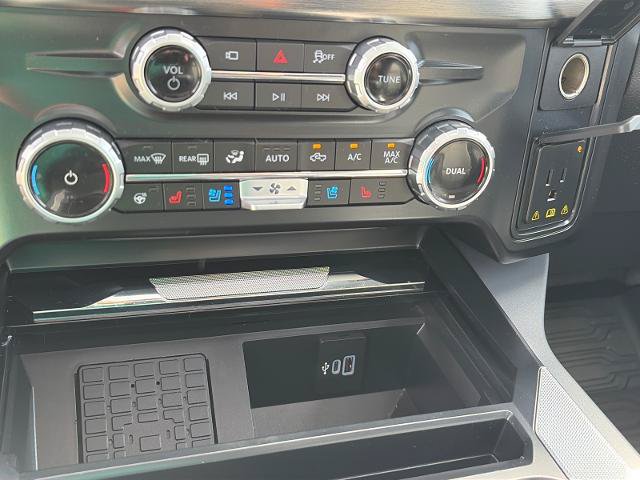 Certified 2025 Ford F350 Lariat w/ Lariat Ultimate Package AWD/4WD image 15