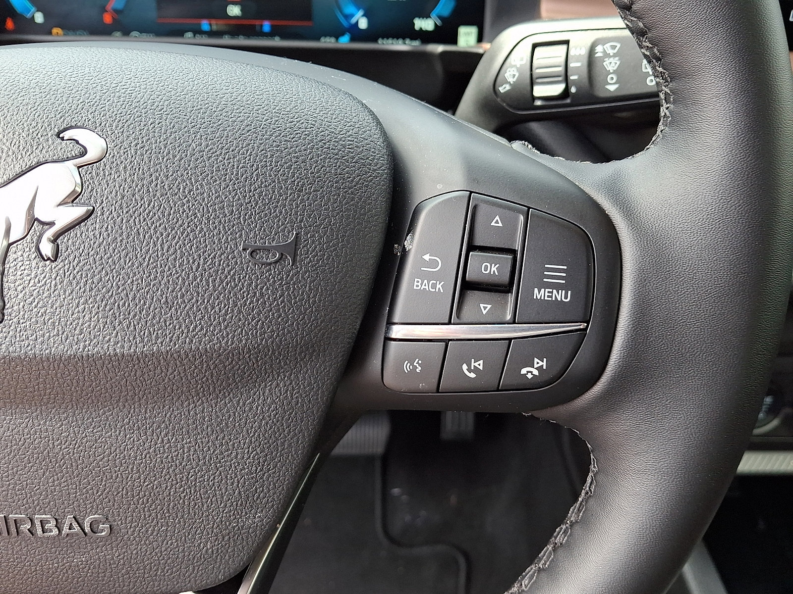 Certified 2025 Ford Bronco Sport Outer Banks w/ Outer Banks Tech Package+ AWD/4WD image 23