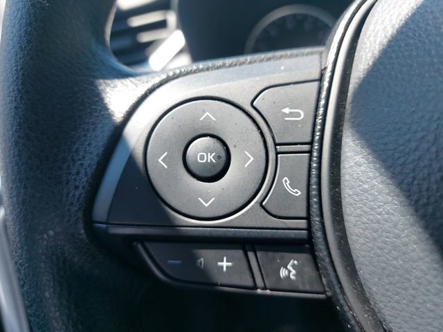 Used 2021 Toyota RAV4 LE AWD/4WD image 18