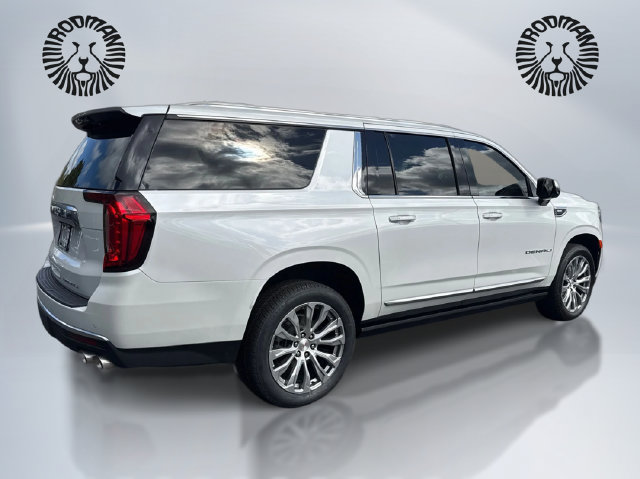 Used 2023 GMC Yukon XL Denali AWD/4WD image 6