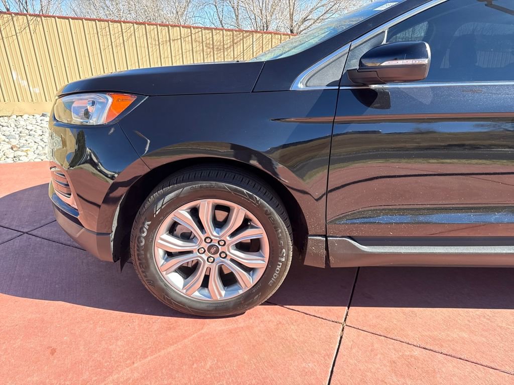 Certified 2024 Ford Edge Titanium AWD/4WD image 33