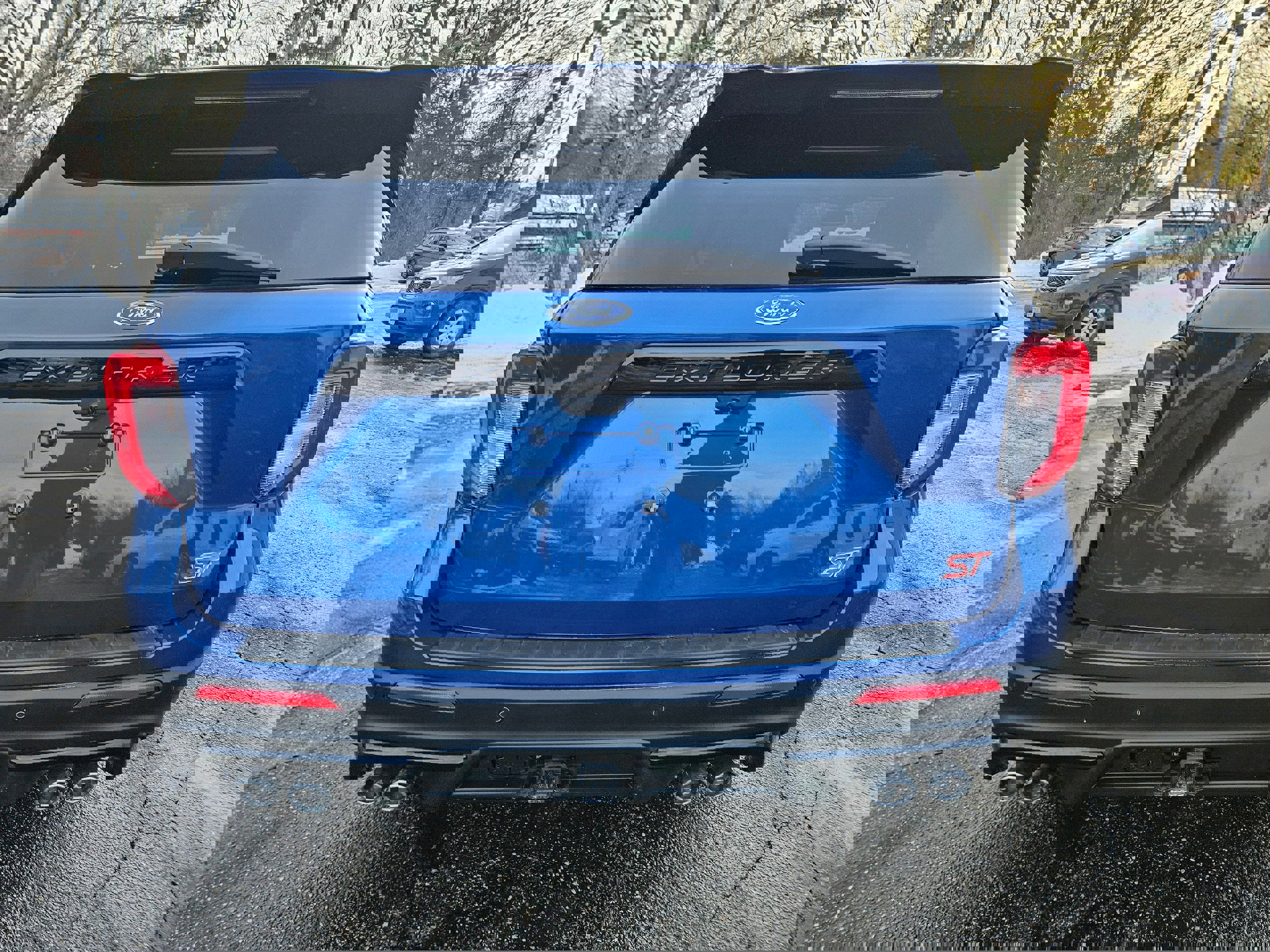 Certified 2023 Ford Explorer ST w/ Equipment Group 401A image 4