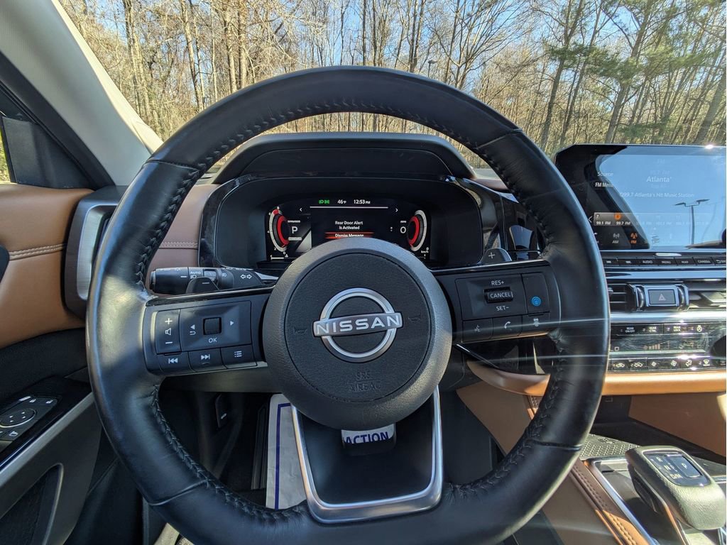 Used 2023 Nissan Pathfinder Platinum image 13
