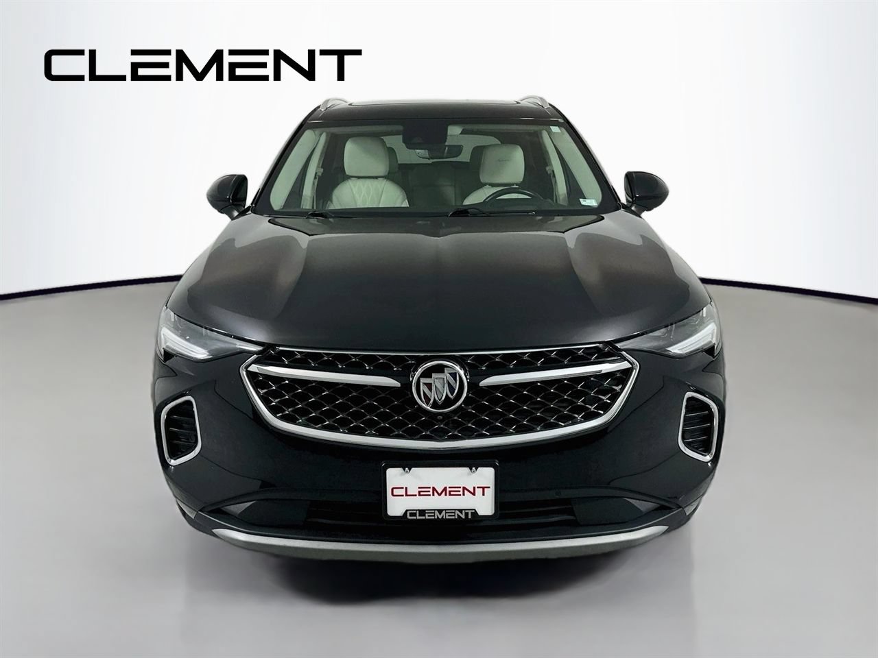 Used 2022 Buick Envision Avenir w/ Technology Package II AWD/4WD image 3