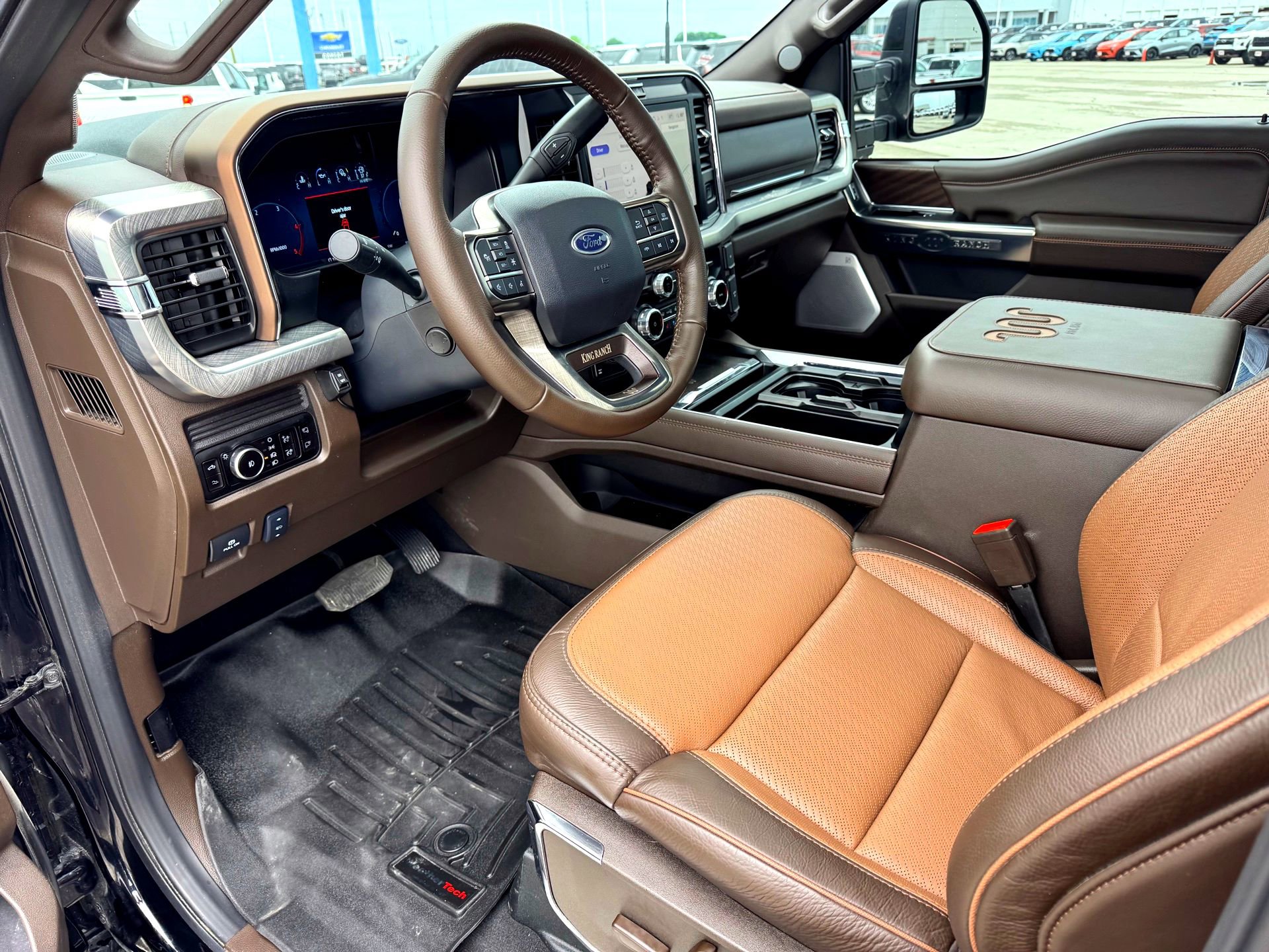 Certified 2026 Ford F250 King Ranch w/ Tremor Off-Road Package AWD/4WD image 11