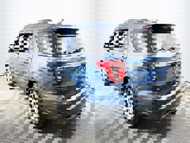 Certified 2019 Ford Explorer FWD image 5