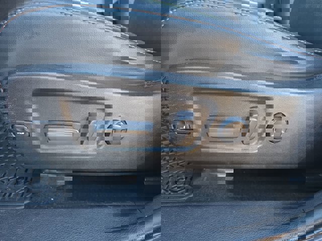 Used 2019 Toyota Highlander XLE image 13