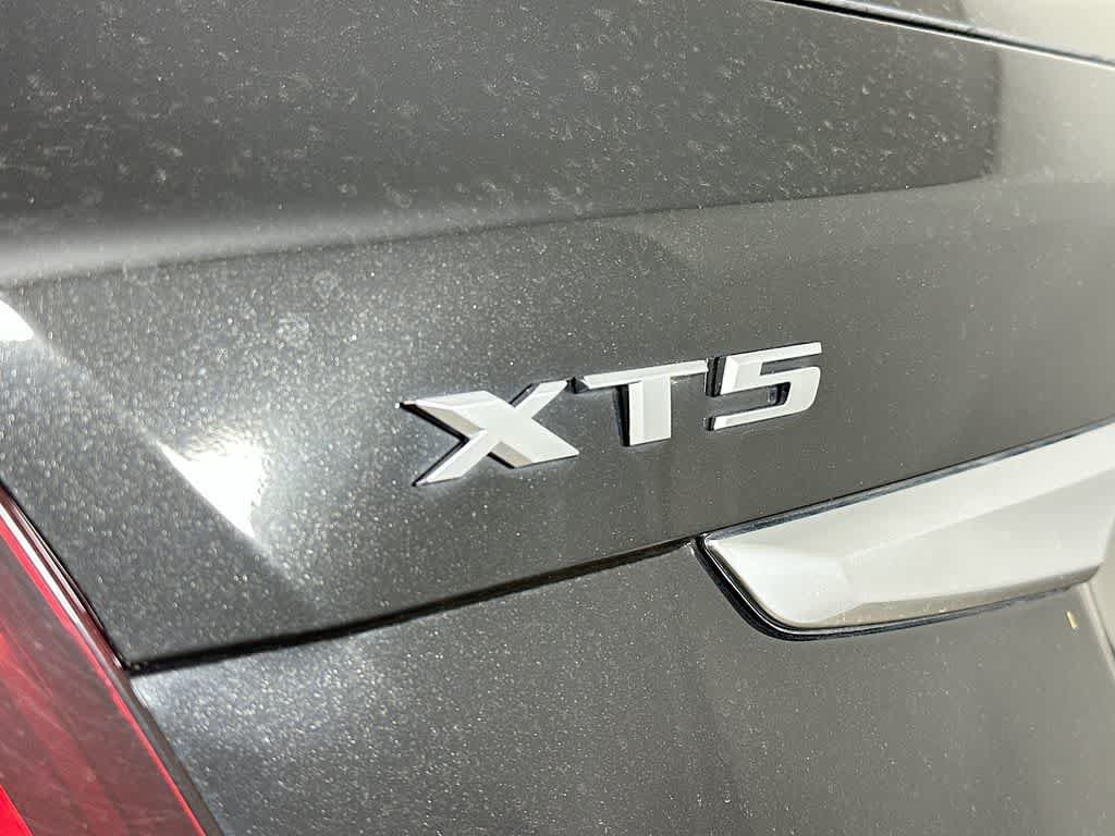 Used 2022 Cadillac XT5 Premium Luxury FWD image 7