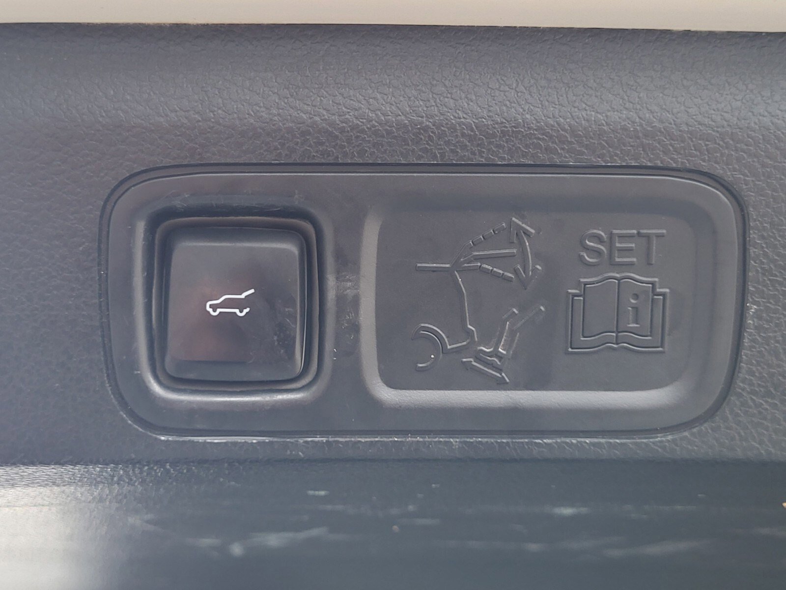 Certified 2021 Ford Expedition Limited image 31