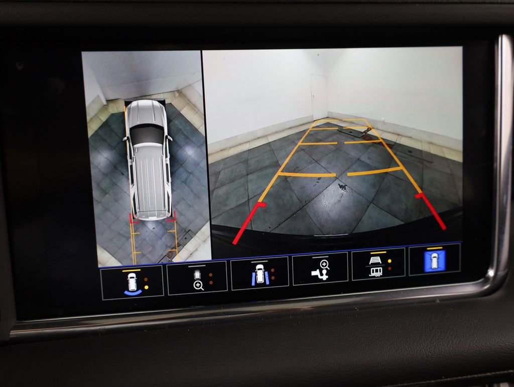 Used 2023 GMC Yukon Denali image 18