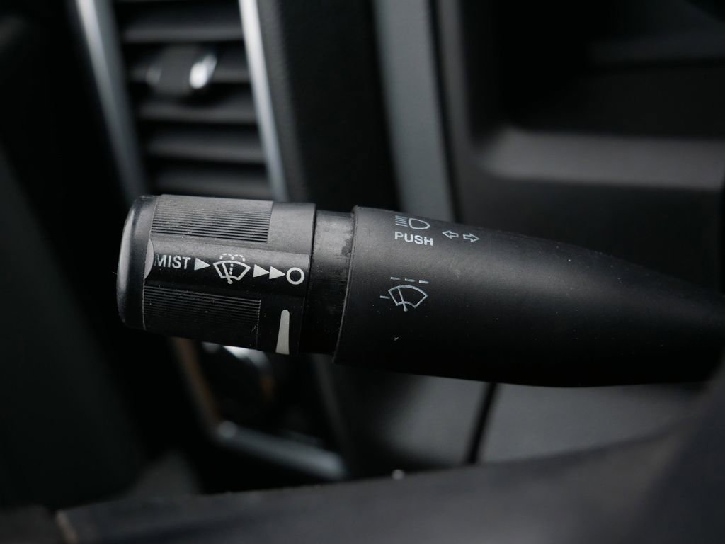 Used 2017 RAM 1500 Classic SLT image 20