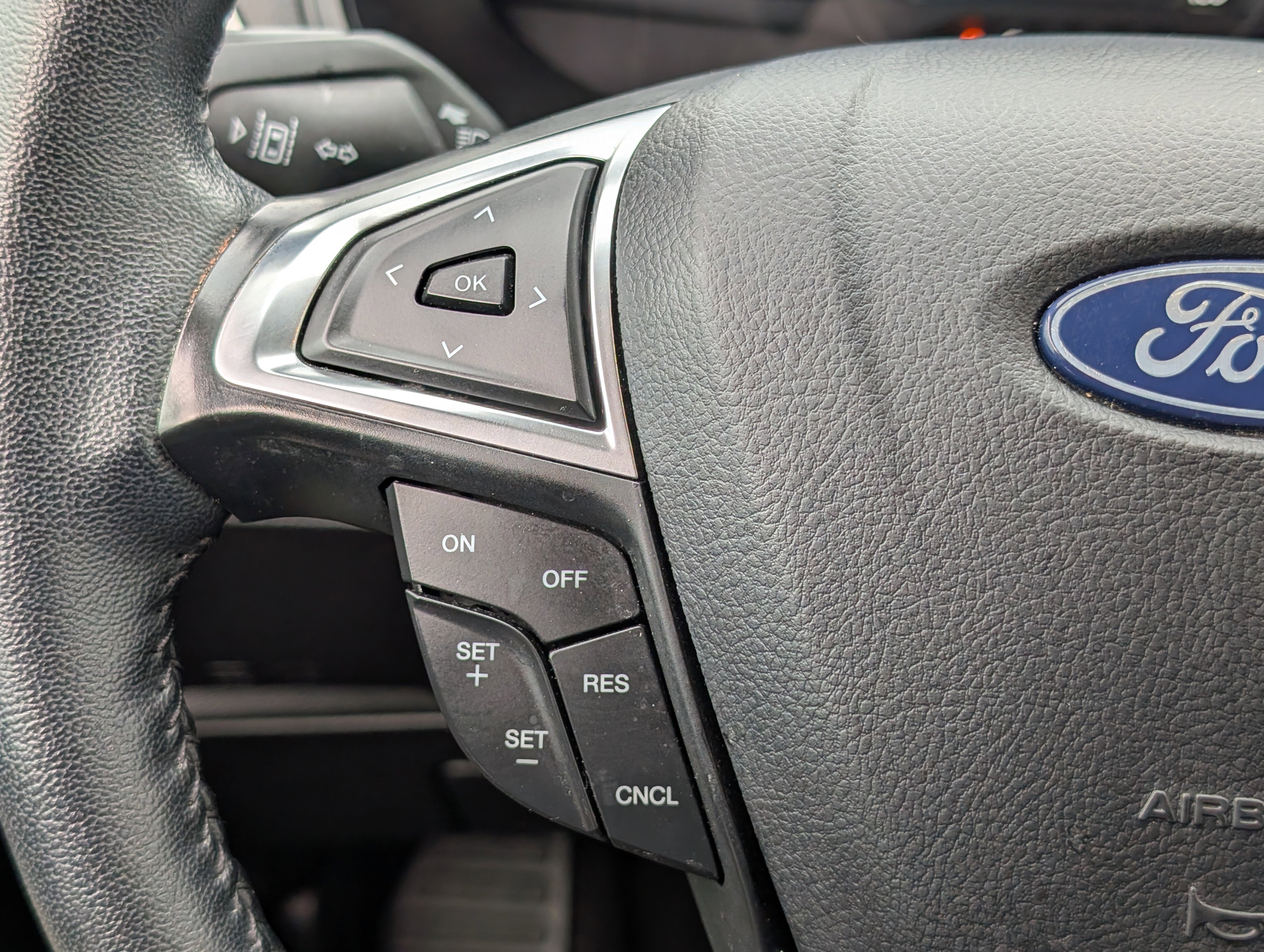 Certified 2024 Ford Edge SEL image 22