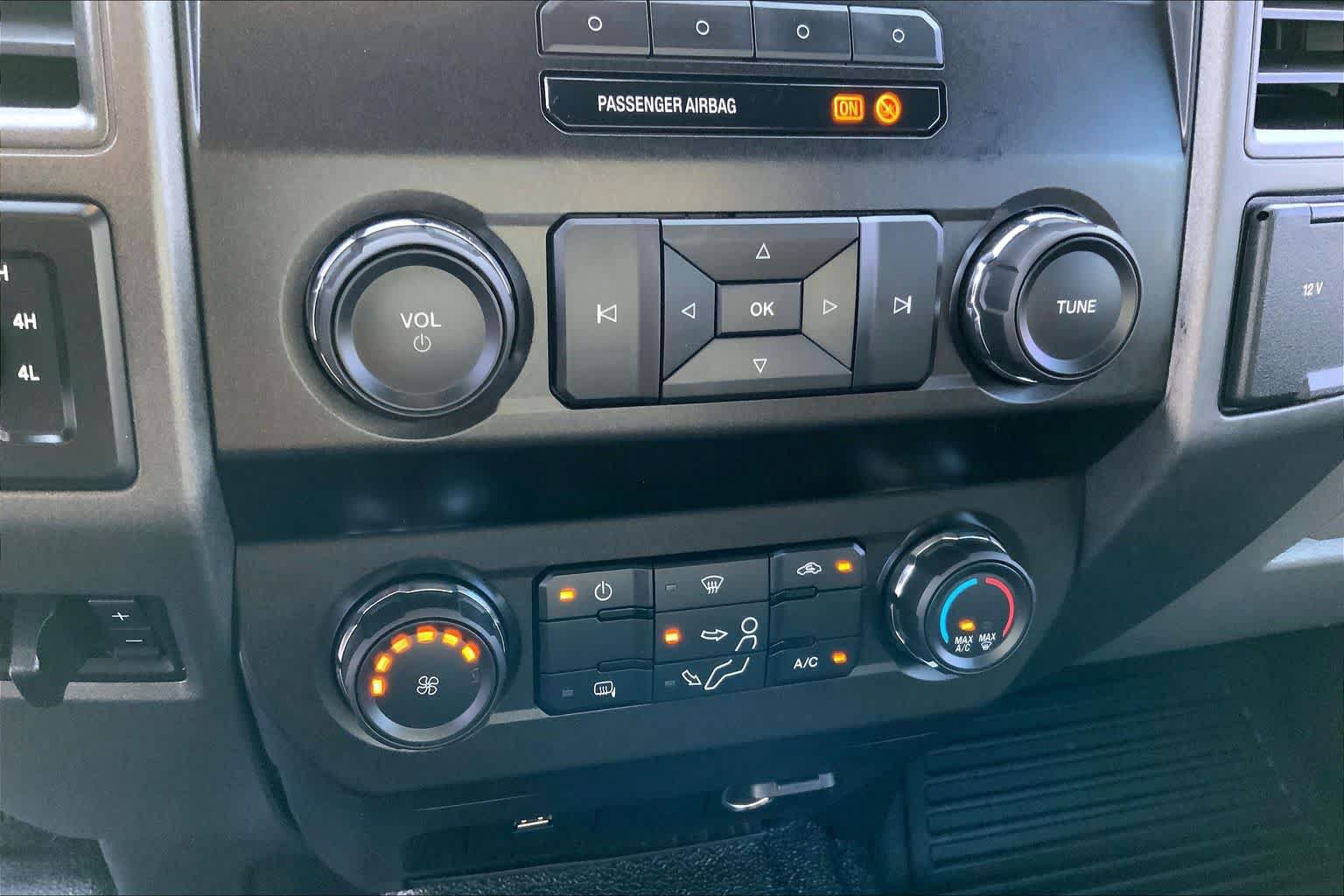Certified 2019 Ford F250 XL w/ XL Value Package AWD/4WD image 28