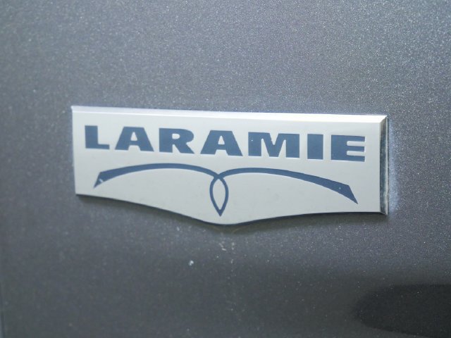 Used 2017 RAM 2500 Laramie AWD/4WD image 8