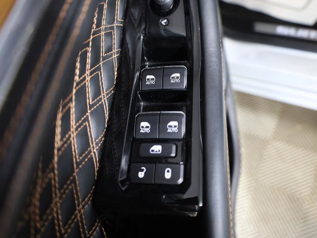 Used 2023 Jeep Grand Cherokee L Summit image 18