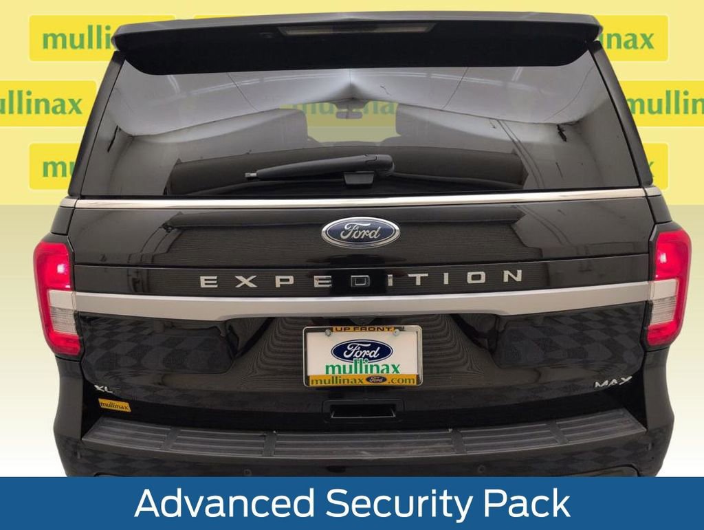 Certified 2022 Ford Expedition Max XLT image 4