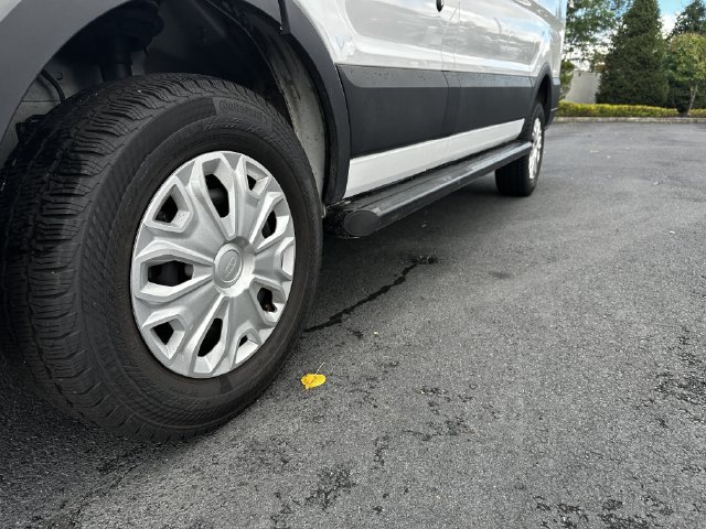 Certified 2025 Ford Transit 250 Low Roof w/ Exterior Upgrade Package RWD image 12