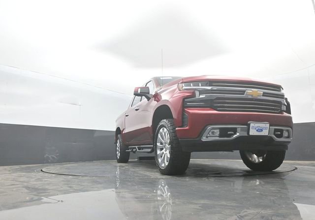 Used 2019 Chevrolet Silverado 1500 High Country w/ Technology Package AWD/4WD image 33