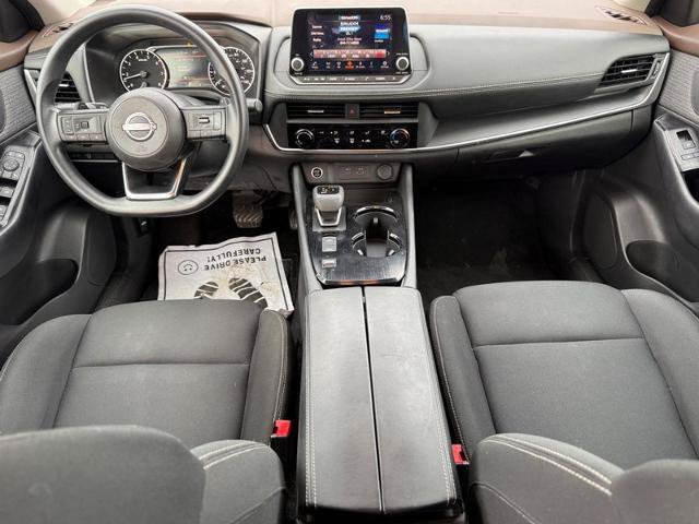 Used 2023 Nissan Rogue S FWD image 11
