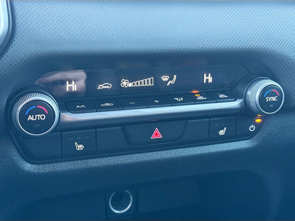 Used 2024 MAZDA CX-50 AWD 2.5 S w/ Preferred Package image 13