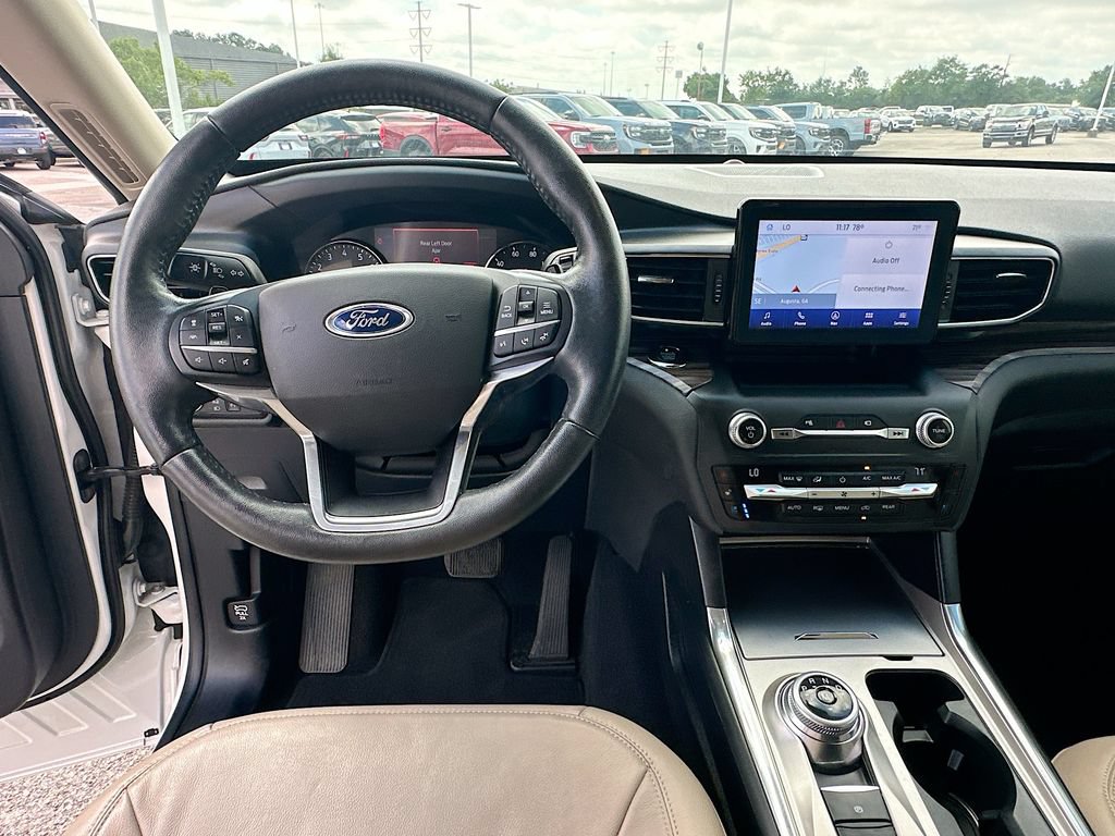 Certified 2020 Ford Explorer Limited RWD image 19