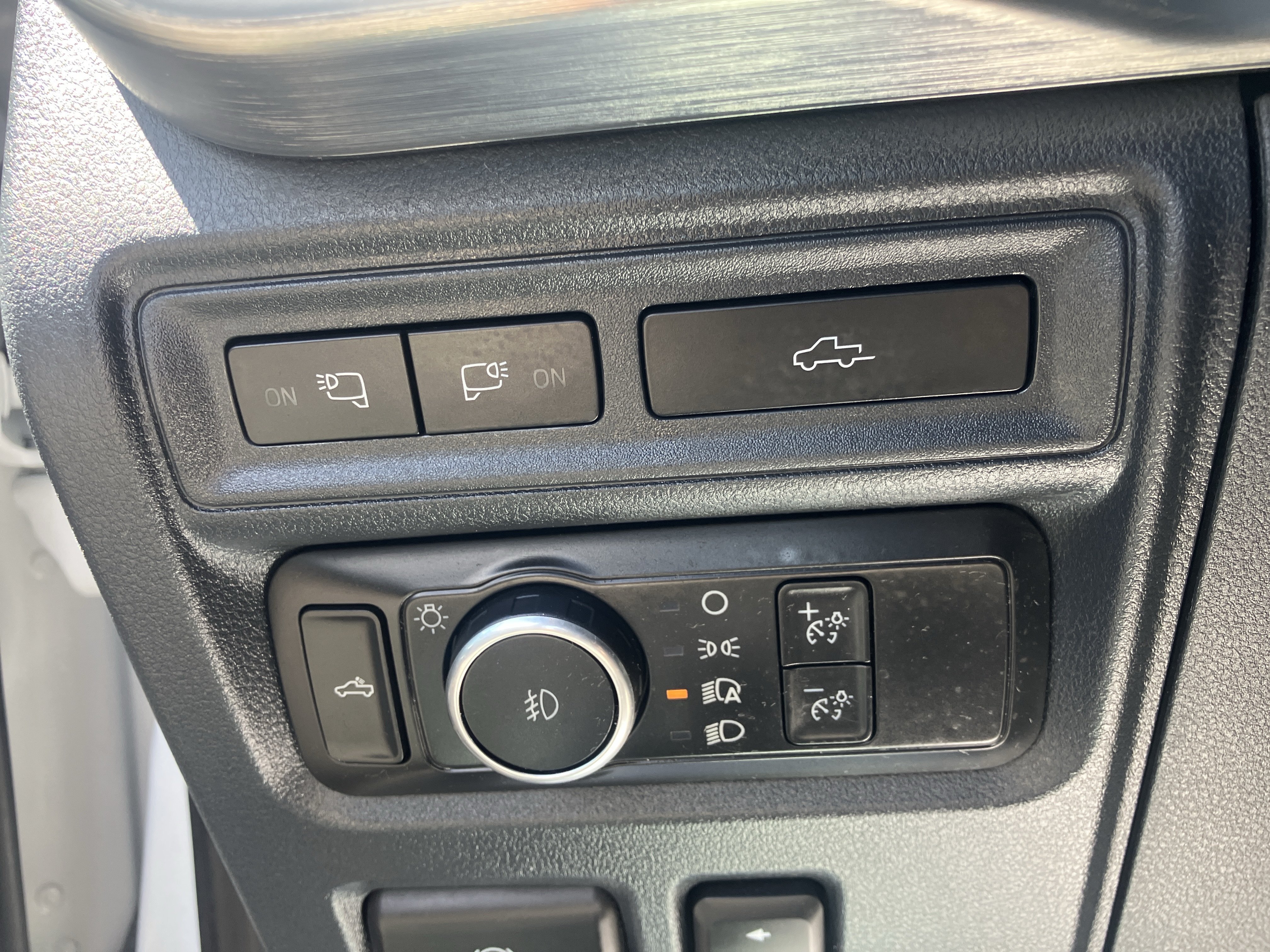 Certified 2022 Ford F150 Lariat w/ Equipment Group 501A Mid AWD/4WD image 21