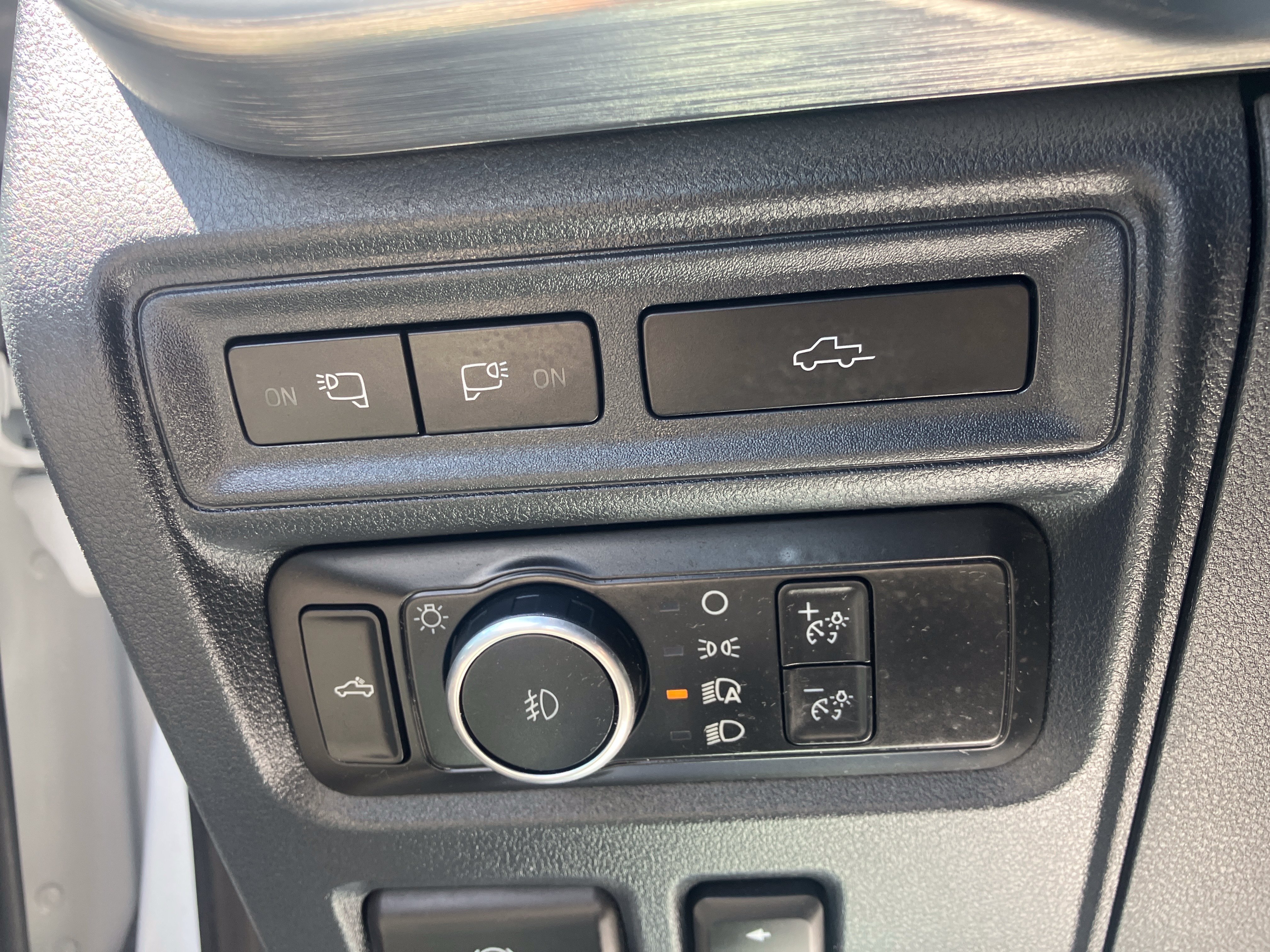 Certified 2022 Ford F150 Lariat w/ Equipment Group 501A Mid AWD/4WD image 21