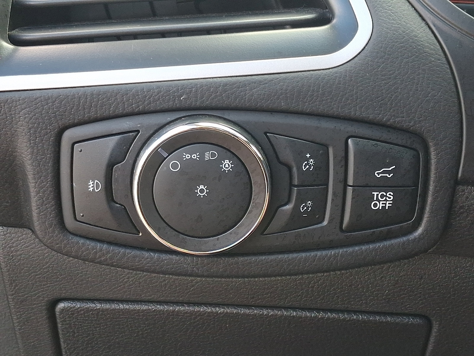 Certified 2024 Ford Edge SEL w/ Convenience Package AWD/4WD image 29