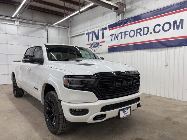 Used 2022 RAM 1500 Limited w/ Night Edition image 5