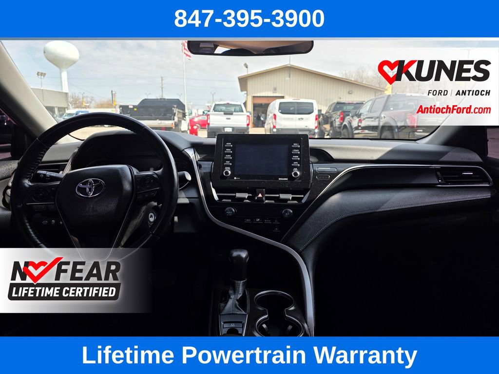 Used 2021 Toyota Camry SE w/ Cold Weather Package image 33