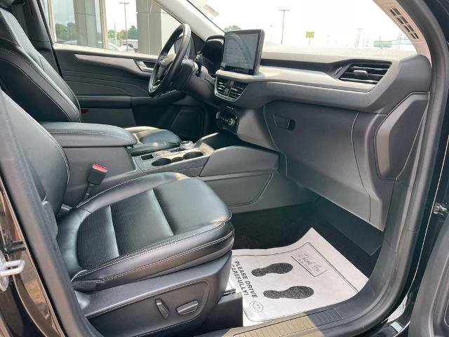 Certified 2024 Ford Escape Platinum AWD/4WD image 16