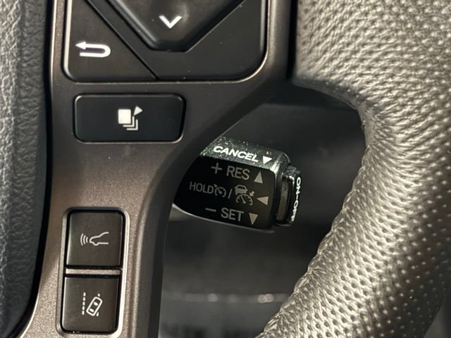Used 2020 Toyota Tacoma TRD Sport w/ TRD Premium Sport Package AWD/4WD image 20