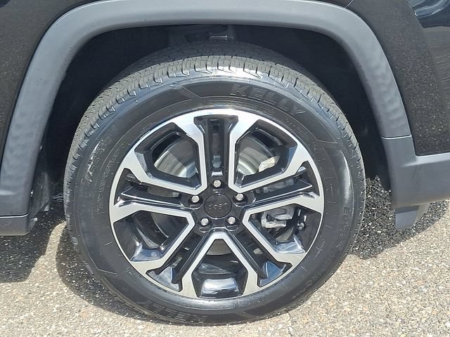 Used 2024 Jeep Compass Limited AWD/4WD image 8