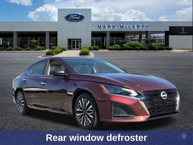 Used 2025 Nissan Altima 2.5 SV FWD image 8