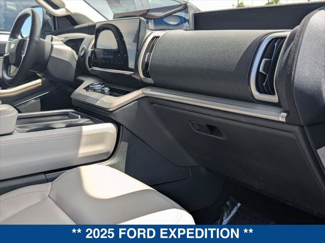 Certified 2025 Ford Expedition Max Active AWD/4WD image 23