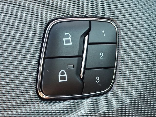 Certified 2025 Ford Explorer ST AWD/4WD image 24