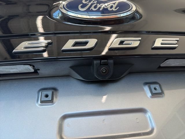Certified 2022 Ford Edge SEL w/ Convenience Package AWD/4WD image 7