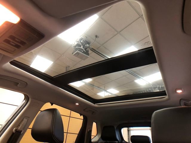 Used 2021 Nissan Rogue SL w/ Premium Package image 21