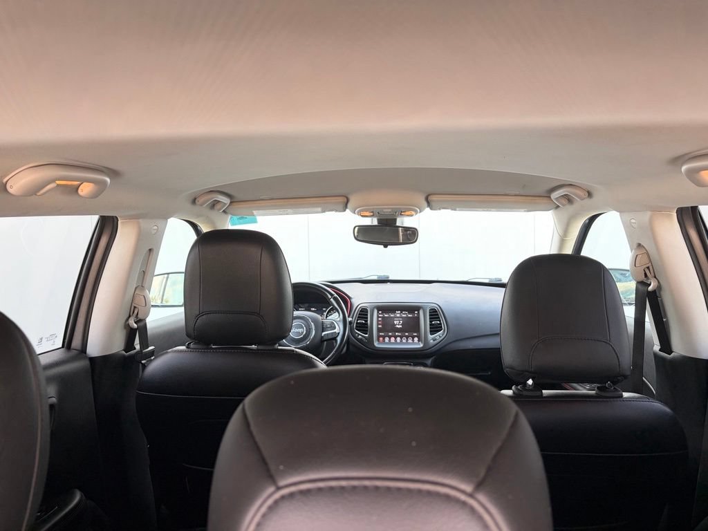 Used 2020 Jeep Compass Trailhawk AWD/4WD image 22