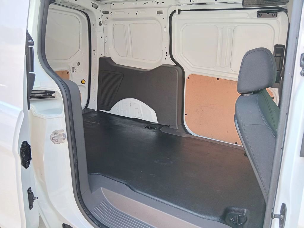 Certified 2022 Ford Transit Connect XL image 12