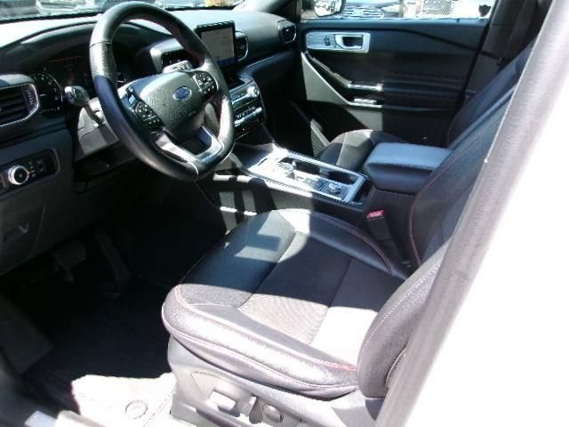 Certified 2023 Ford Explorer ST-Line w/ Class IV Trailer Tow Package AWD/4WD image 10