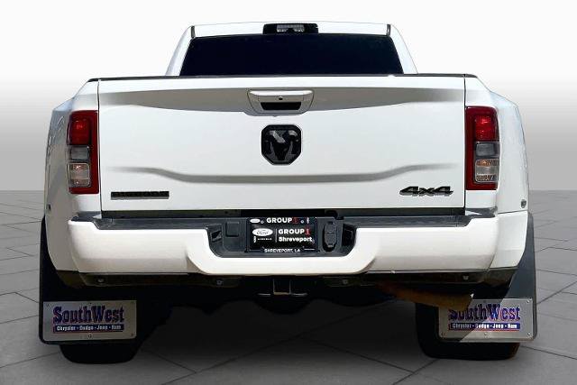Used 2024 RAM 3500 Big Horn w/ Night Edition AWD/4WD image 5