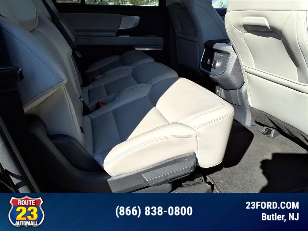 Certified 2025 Ford Expedition Max Active image 6