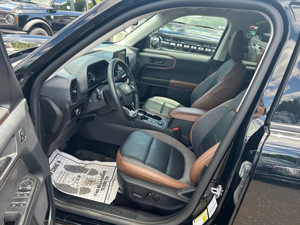 Certified 2023 Ford Bronco Sport Outer Banks w/ Tech Package AWD/4WD image 18