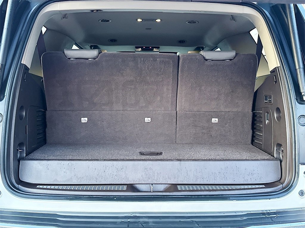 Used 2017 GMC Yukon Denali w/ Open Road Package image 16