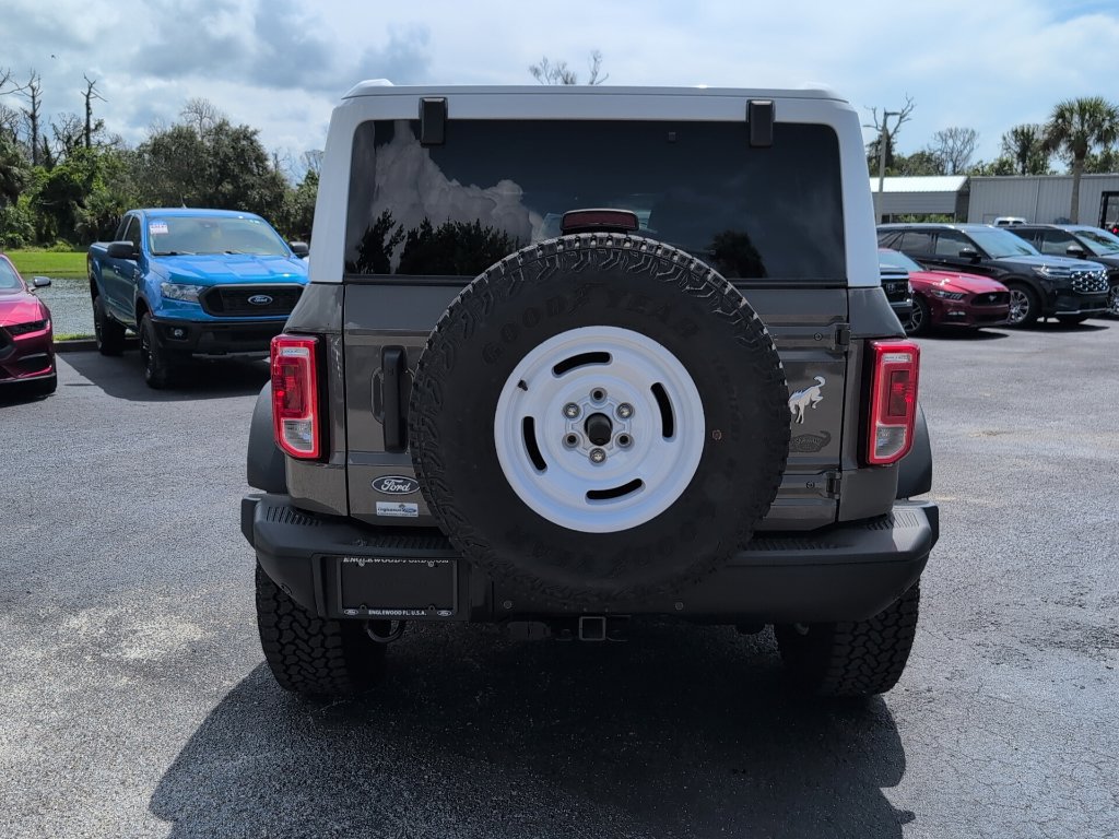 Certified 2026 Ford Bronco Heritage Edition AWD/4WD image 4