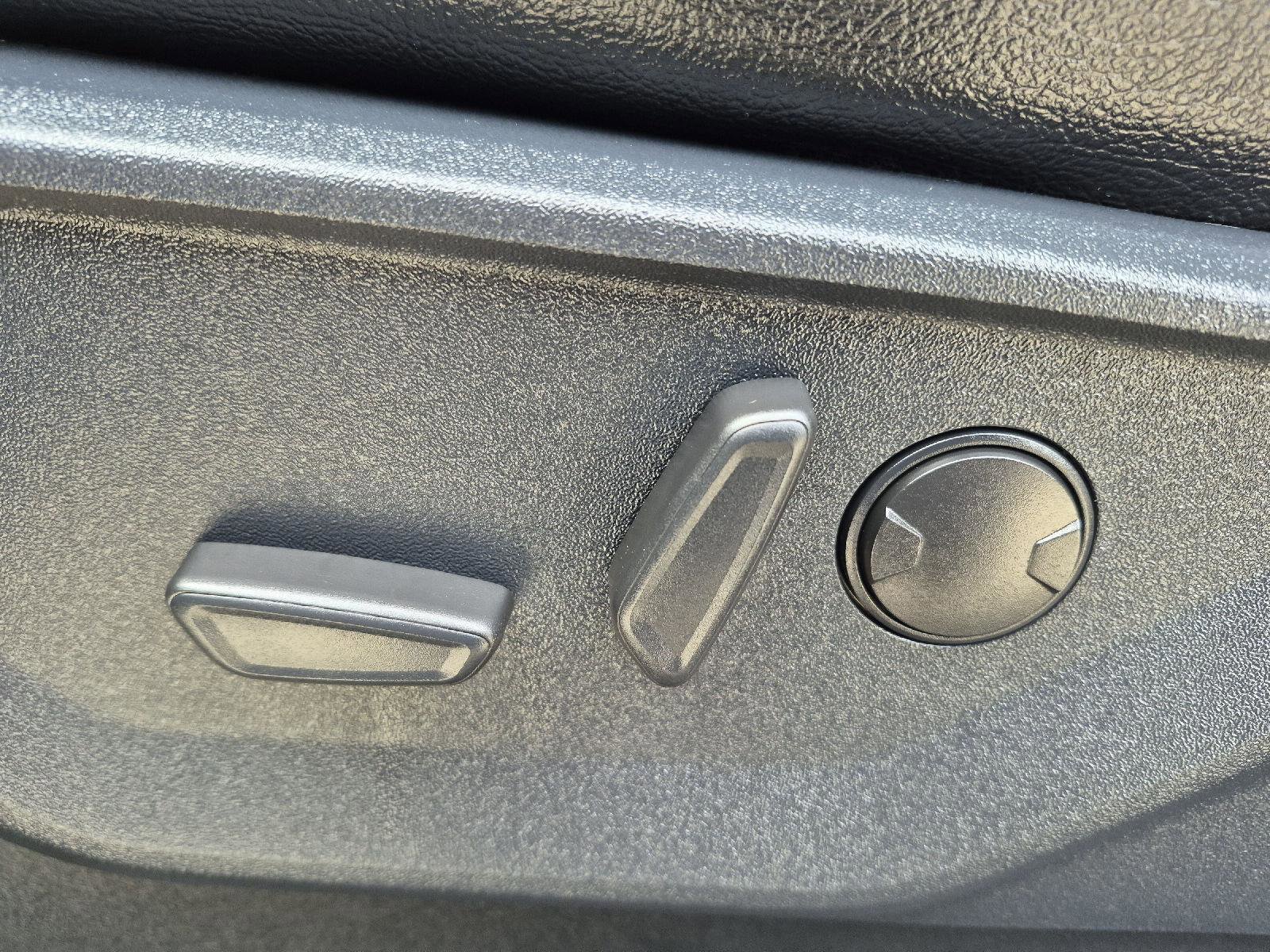 Certified 2022 Ford F150 XLT w/ Equipment Group 302A High image 15