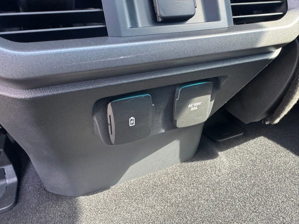 Certified 2023 Ford F150 Lariat w/ Equipment Group 502A High image 22