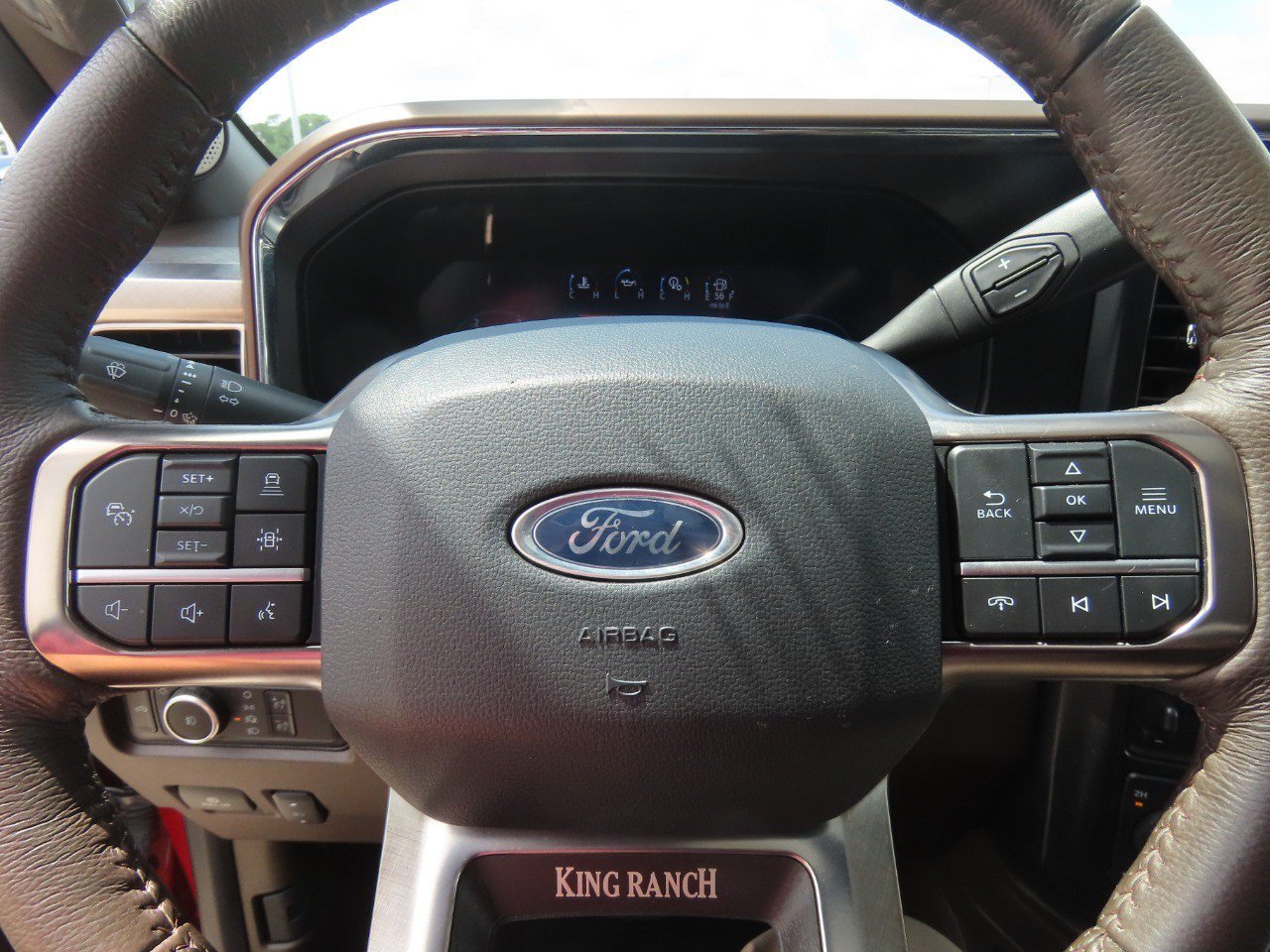 Certified 2024 Ford F250 King Ranch w/ Chrome Package AWD/4WD image 28